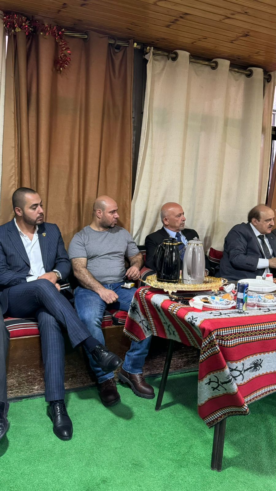 حزب البناء الوطني يلتقي بشباب وشابات خريبة السوق