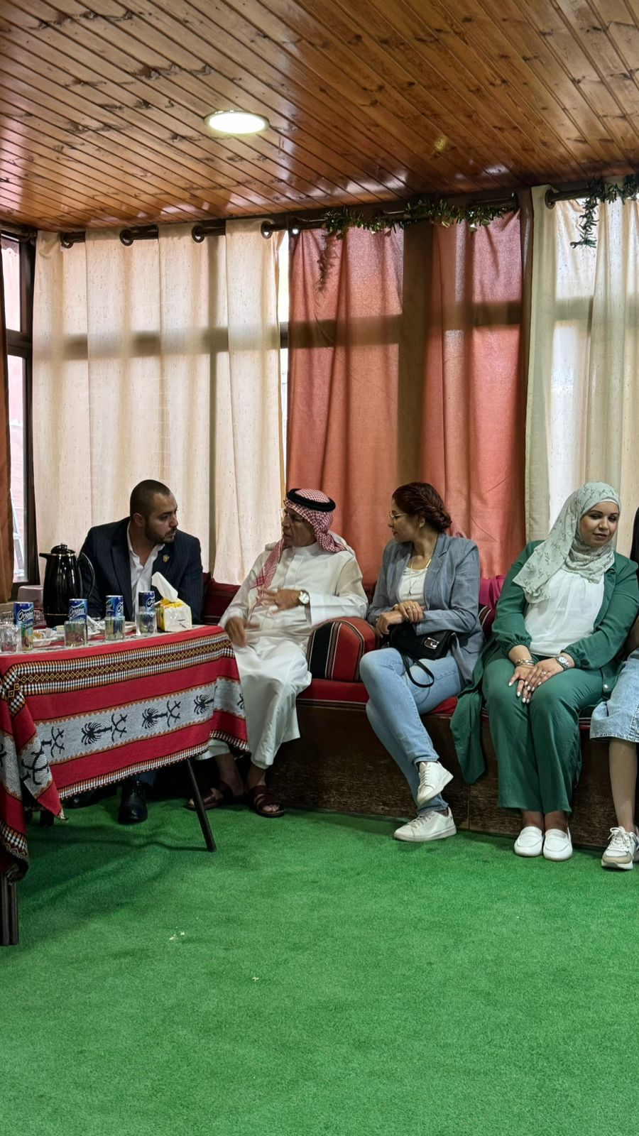 حزب البناء الوطني يلتقي بشباب وشابات خريبة السوق