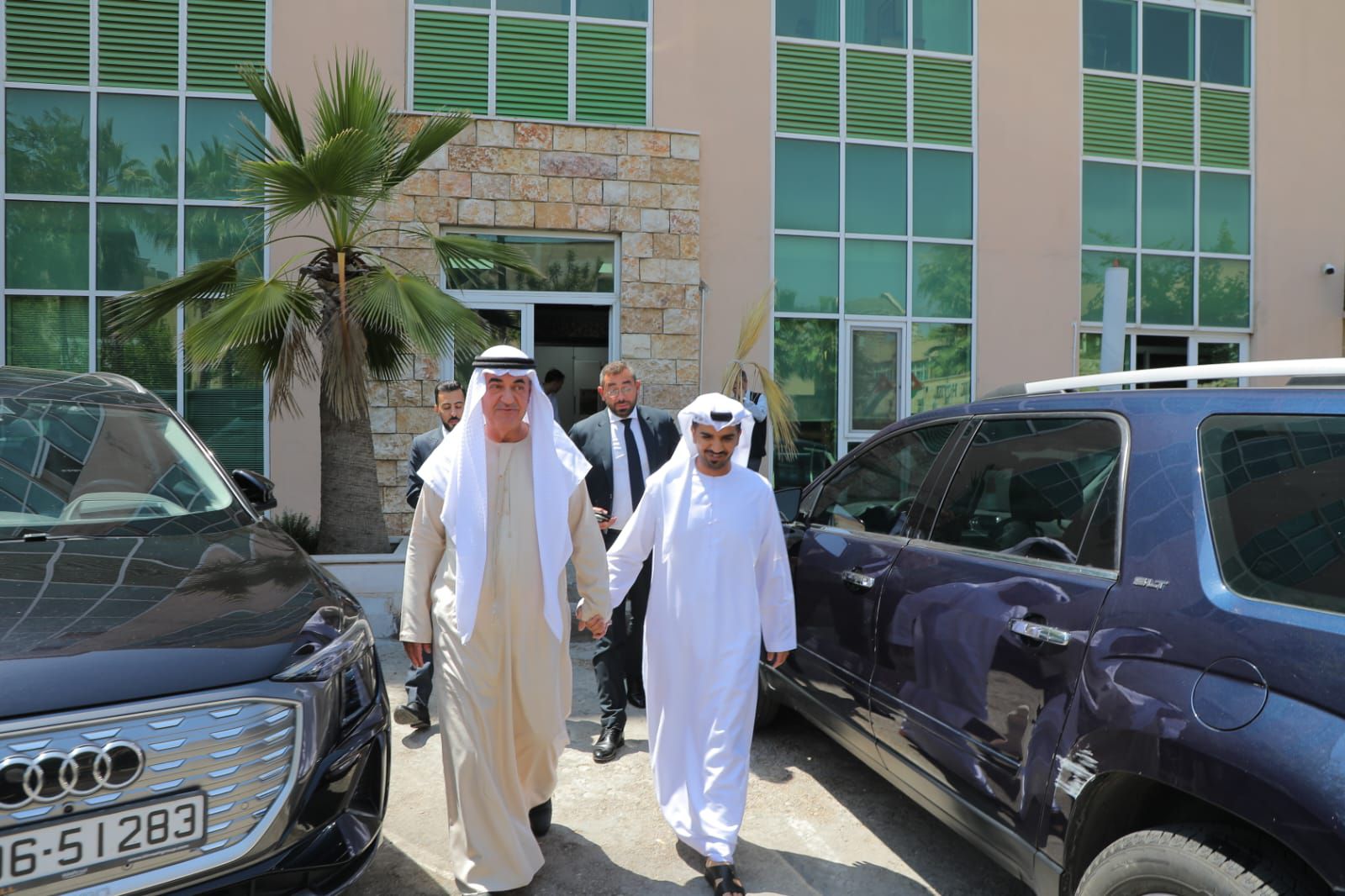 صورة حول : بحضور الهندي والعلي .. جمعية الفنادق الأردنية وطيران الاتحاد يبحثان تعزيز التعاون بحضور الهندي والعلي .. جمعية الفنادق الأردنية وطيران الاتحاد يبحثان تعزيز التعاون
