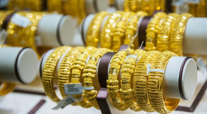 ارتفاع أسعار الذهب وسط تراجع عوائد السندات الأميركية