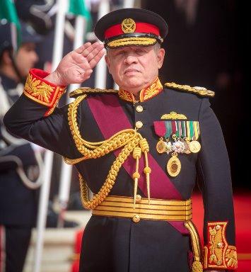 رئيس مجلس إدارة شركة الكهرباء عثمان بدير يهنئ جلاله الملك بمناسبة اليوبيل الفضي