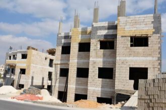 تقرير: انخفاض حاد في مساحات الأبنية المرخصة في الأردن خلال الربع الأول من عام 2024