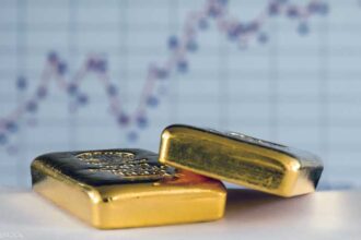 ارتفاع أسعار الذهب عالمياً مع تراجع الدولار