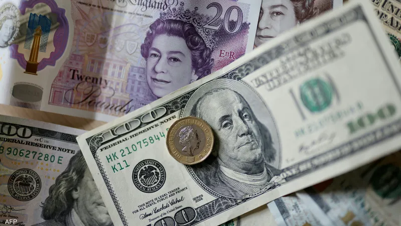 ارتفع الجنيه الاسترليني و يتجاوز حاجز الـ 27ر1دولار