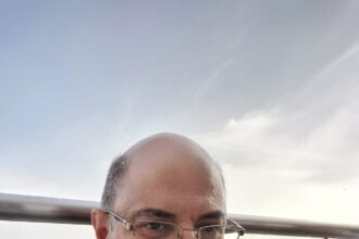 «قوم عني تا أبطحك»