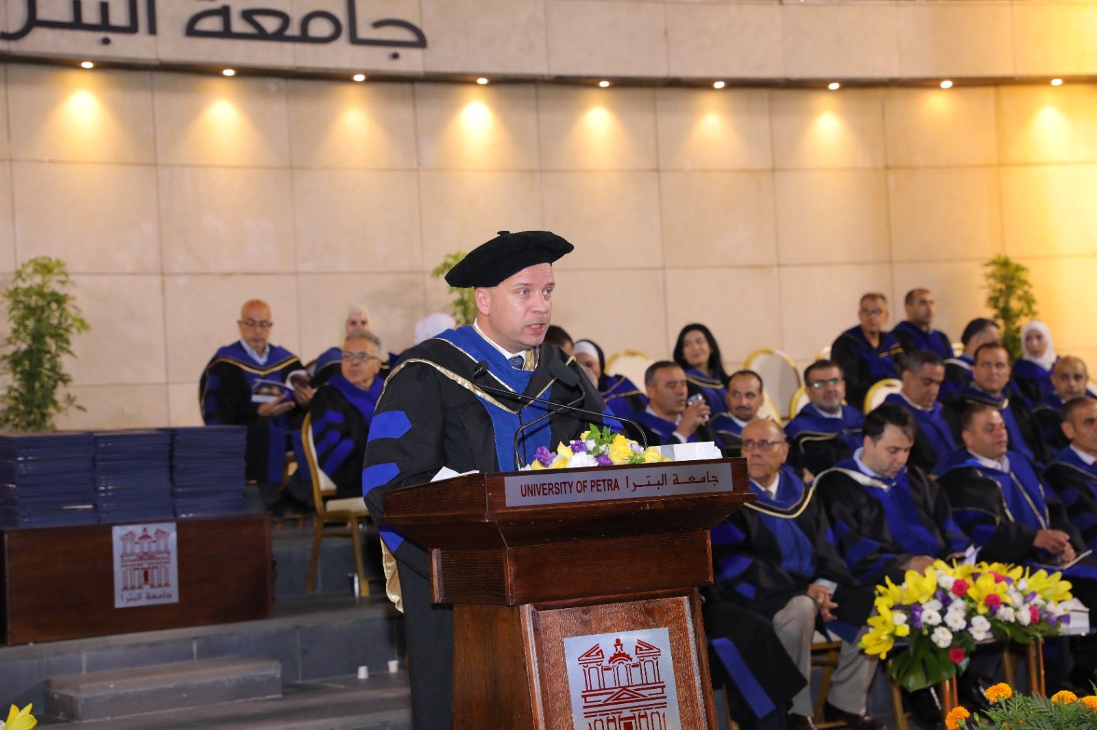 جامعة البترا تحتفل بتخريج طلبة الفصل الثاني من الفوج الثلاثين