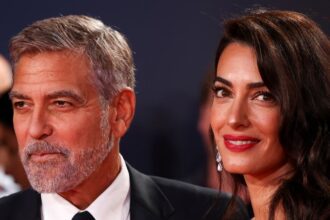 جورج كلوني:على بايدن أن يتنحى لإنقاذ أمريكا