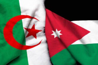 تنبيه لطلبة الأردن في الجزائر بشأن تجديد الإقامة