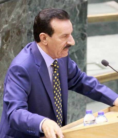 العكايلة يستقيل من الحزب ويتخلى عن الترشح