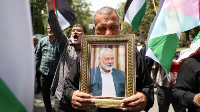 عاجل .. اغتيال إسماعيل هنية في طهران يشعل غضبًا في مخيمات لبنان