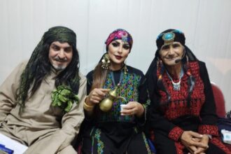 مسرحية ”ما الها حل” ضمن فعاليات مهرجان جرش ال38 منذ (25 دقيقة)