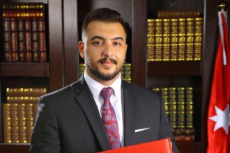 عبدالله العجارمة يحصل على البكالوريوس بالقانون .. مبارك