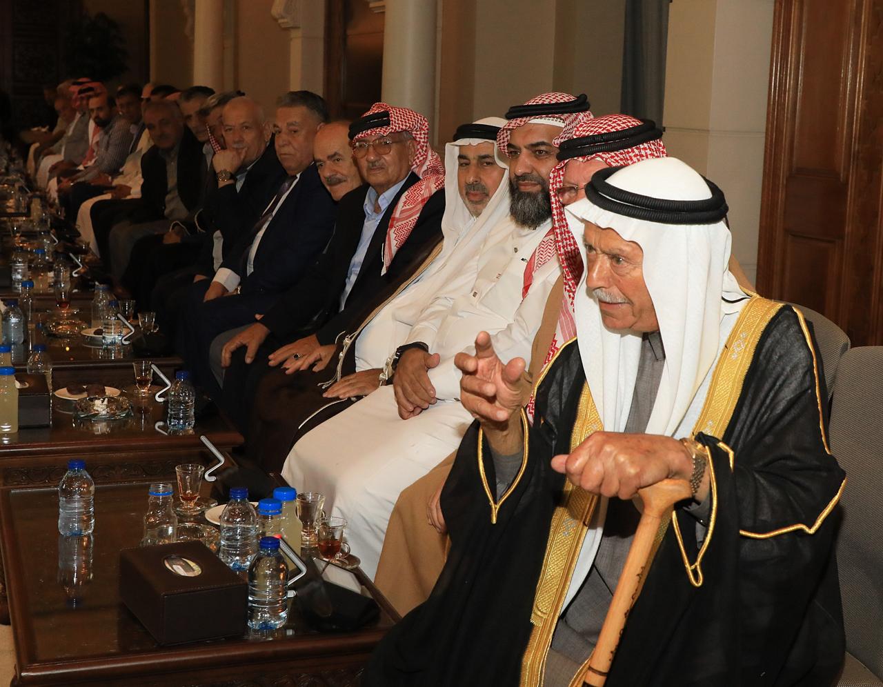 رئيس الديوان الملكي يلتقي وفدين من أبناء بيت محسير والفلاحين بالرمثا