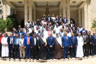 رئيس الديوان الملكي يلتقي وفدين من أبناء بيت محسير والفلاحين بالرمثا