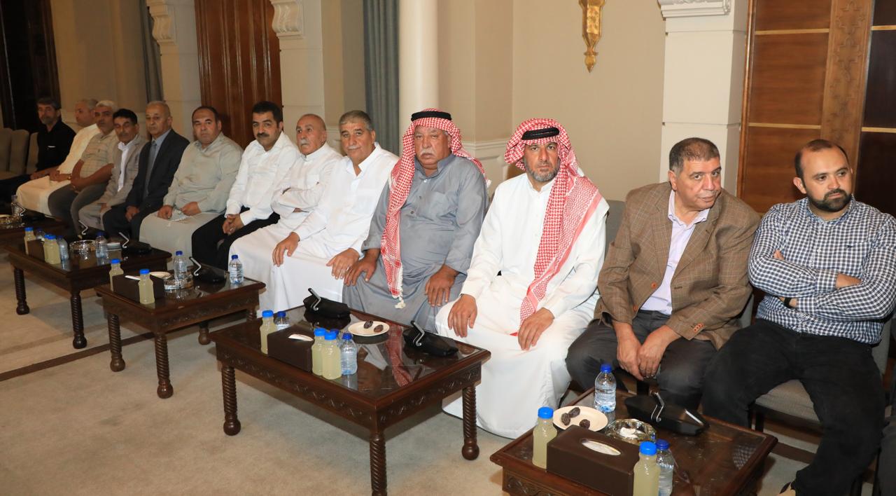 رئيس الديوان الملكي يلتقي وفدين من أبناء بيت محسير والفلاحين بالرمثا