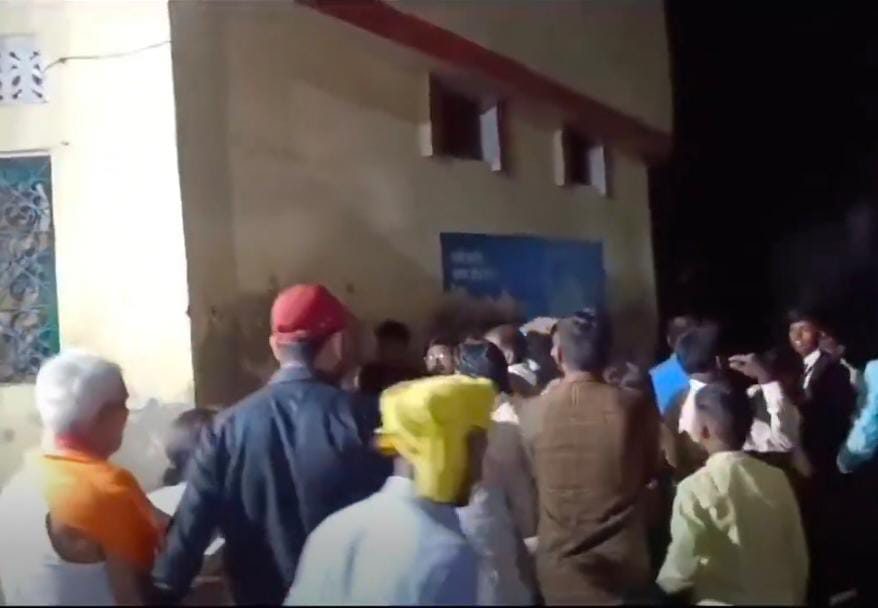 إصابة ستة أشخاص بعد اشتباك في حفل زفاف في الهند(فيديو)