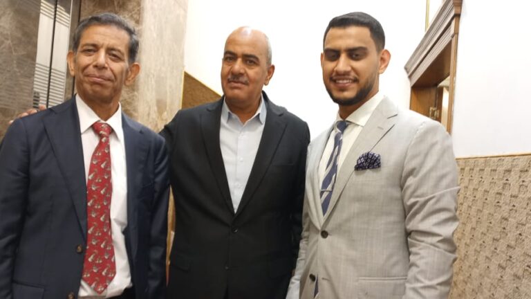 القيسي والبداينة نسايب " النائب نصار القيسي طلب والدكتور خالد البداينة أعطى "