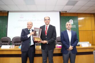 الدكتور بوزلافه يشارك في مؤتمر الثورة الصناعية الرابعة في جامعة اليرموك