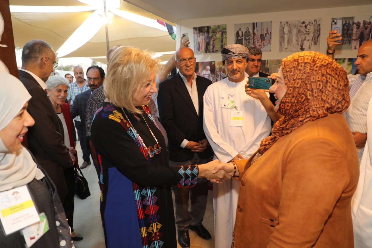 النجار تشيد بمشاركة سفارات الدول العربية في مهرجان جرش