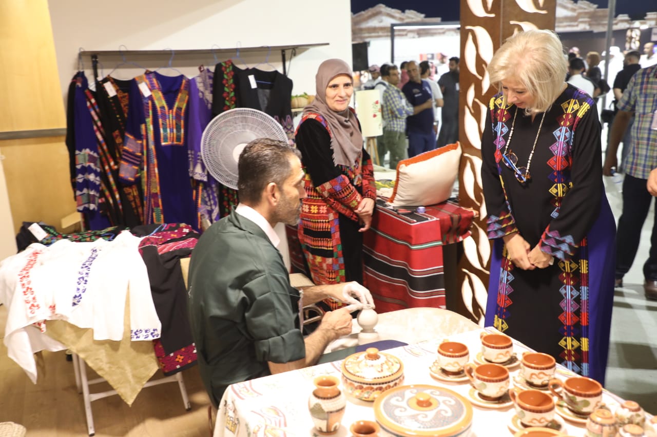 النجار تشيد بمشاركة سفارات الدول العربية في مهرجان جرش
