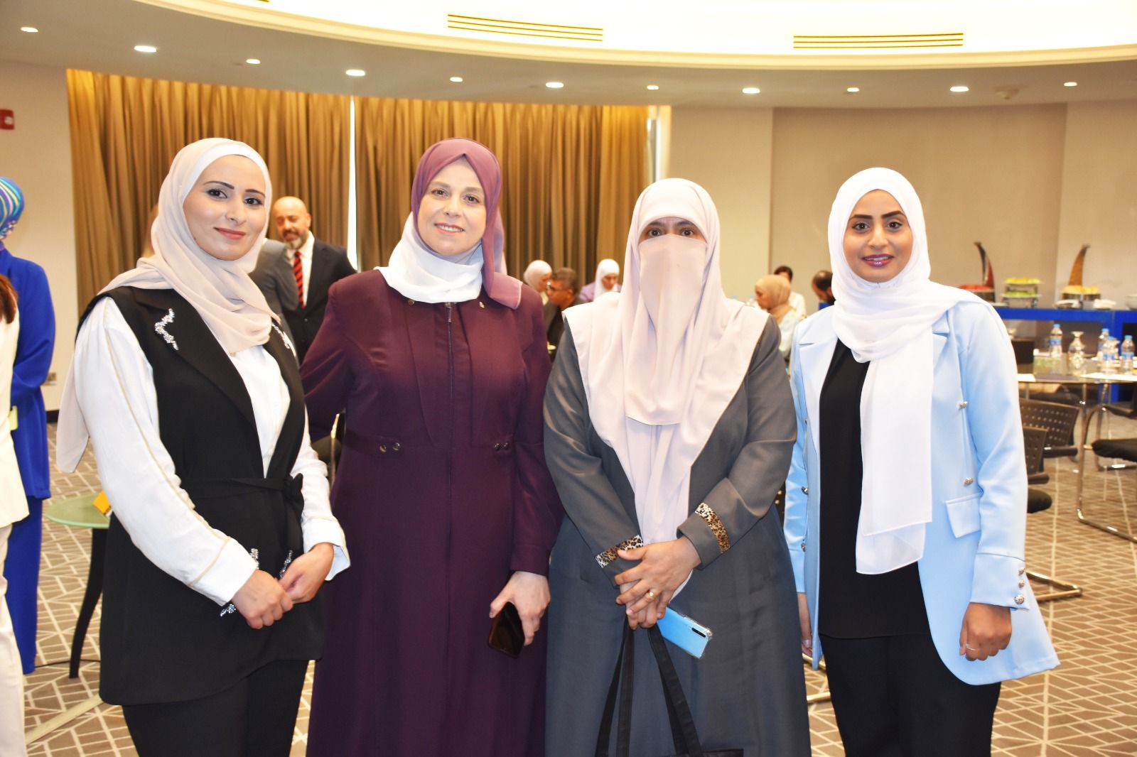مشاركة وتكريم مستشفى الأستقلال في حفل تكريم اعتماد الحضانات وحصوله على المركز الاول بالمستوى البلاتيني
