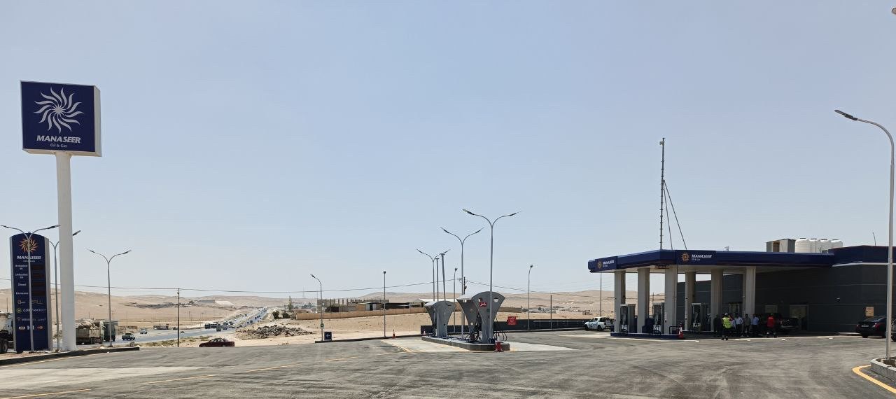 افتتاح محطة وقود جديدة تابعة لشركة المناصير للزيوت والمحروقات باسم محطة الجامعة الهاشمية