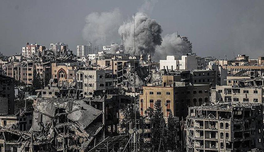 عاجل | استشهاد 15 فلسطينيًا بينهم نساء وأطفال في قصفٍ إسرائيلي على مدرسة للنازحين