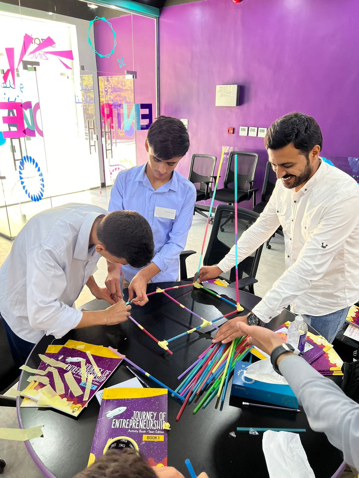 بالتزامن مع بدء العطلة الصيفية للمدارس منصّة زين تطلق برنامج مجتمع الرياديين الصغار (YESJO) في عمان واربد والكرك والعقبة