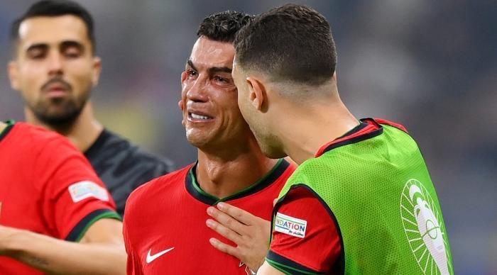 انخفض عدد متابعين قناه "بي بي سي" من 5 ملايين إلى 2 مليون فما السبب؟