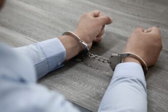 الأمن العام: إلقاء القبض على قاتل والدته بالكرك