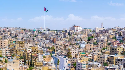 أجواء صيفية عادية في معظم مناطق المملكة مع ظهور الغيوم على ارتفاعات منخفضة
