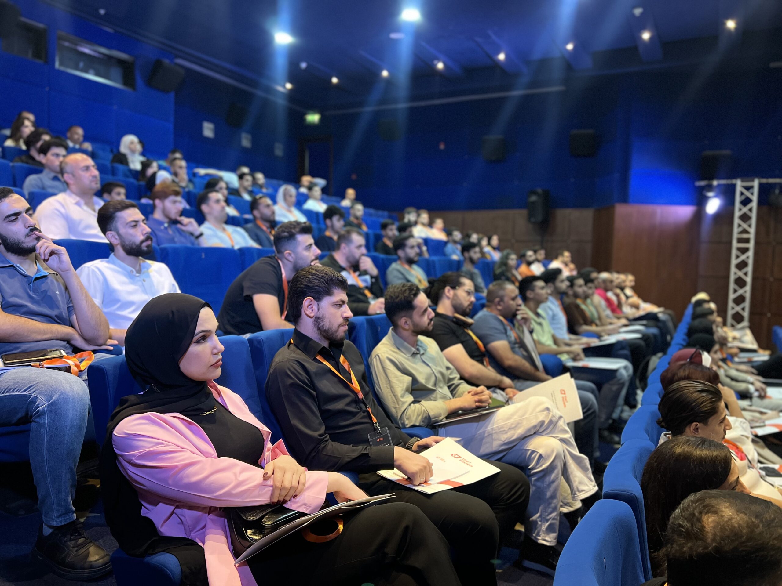 عاجل.. عمان تستضيف المؤتمر الأول حول فرص العمل الرقمية وتمكين الشباب .."فيديو وصور"
