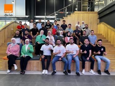 موظفو أورنج الأردن يدربون طلاب الصيف 2024 ضمن Engage for Change