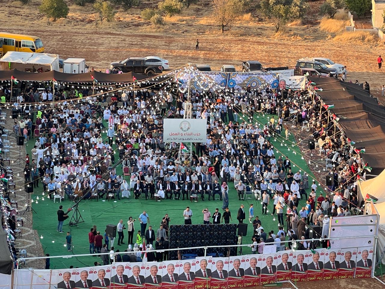 حزب البناء والعمل يفتتح مقره الانتخابيّ ويدعو الشباب للمشاركة الفاعلة في العملية السياسية