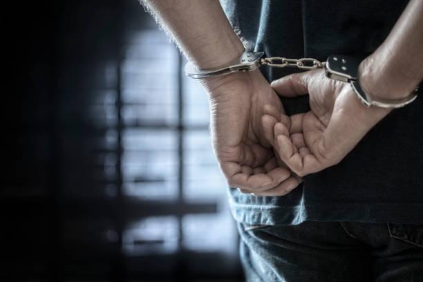 عاجل |القبض على شخصين بتهمة قتل بالرصاص شمال عمّان