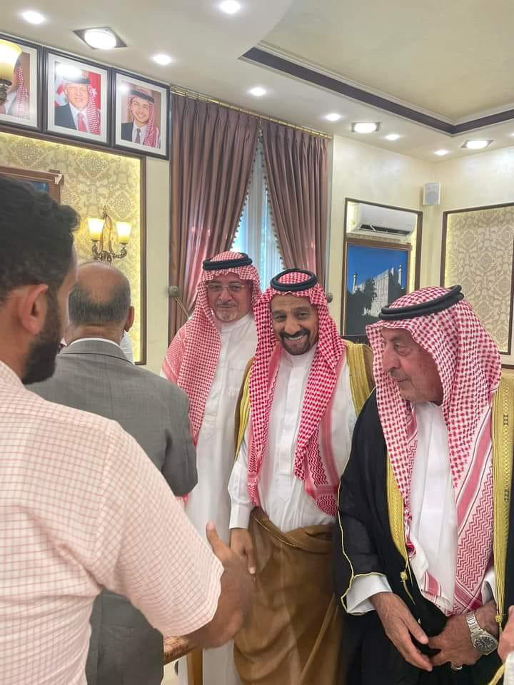 العقاربه و المبيضين نسايب