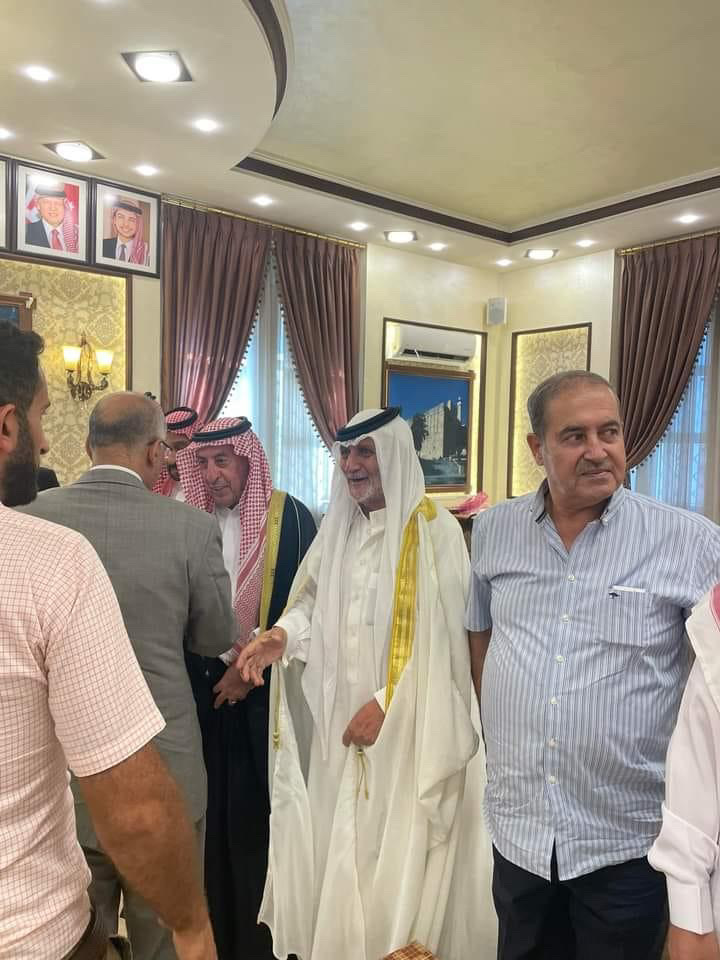 العقاربه و المبيضين نسايب