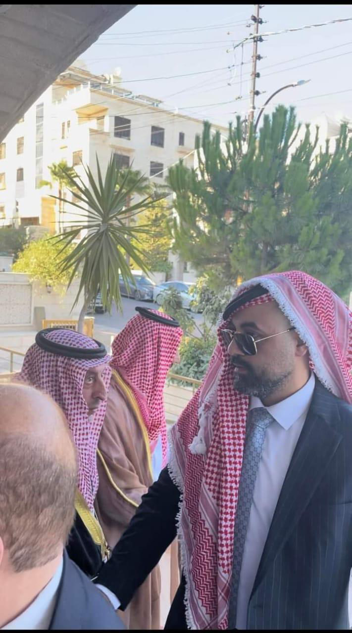 العقاربه و المبيضين نسايب