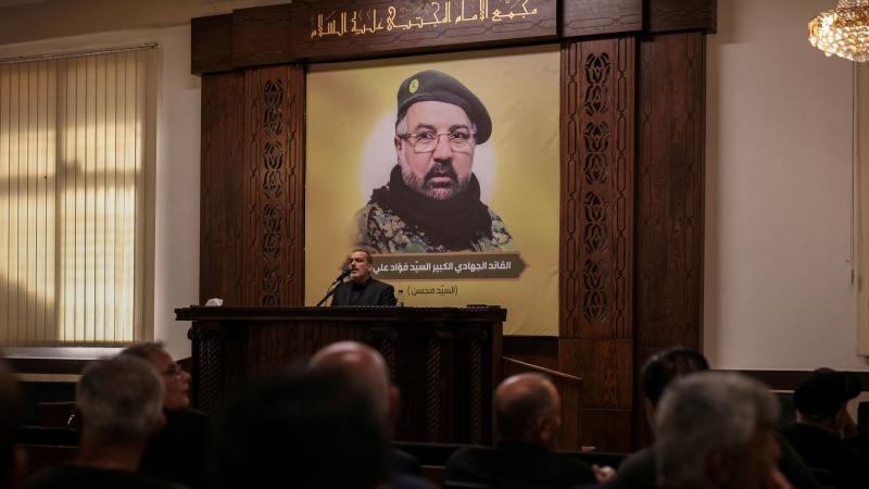 عاجل .. تشييع القائد العسكري في حزب الله بعد غارة إسرائيلية