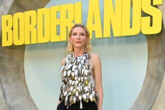 نجمة فيلم Borderlands بإطلالة غريبة مصنوعة من الملاعق الفضية
