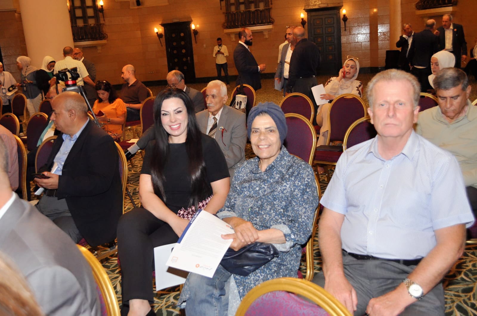 التيار الديمقراطي يطلق حملته بقائمة مرشحيه للانتخابات النيابية من أحزاب تاريخية وحديثة(صور وفيديو)