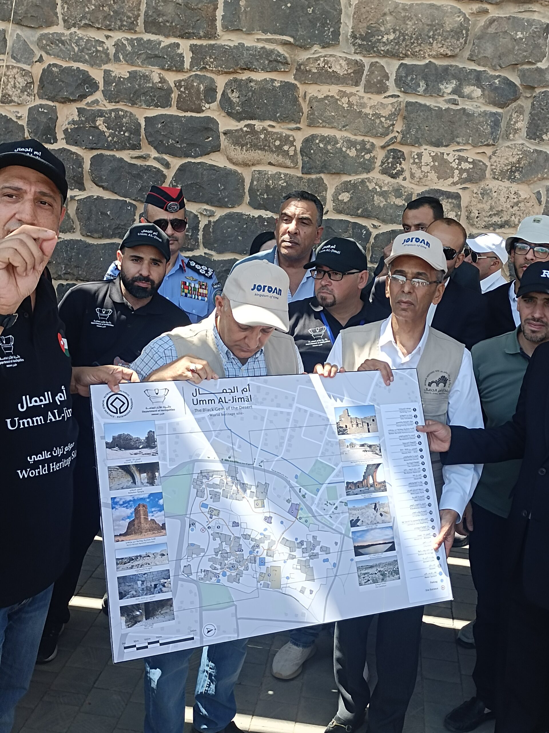 جولة إعلامية إلى موقع "أم الجمال" برفقة وزير السياحة ووزير الاتصال الحكومي ووزيرة الاستثمار(فيديو)
