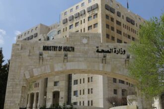 عشرات المدعوين للتعيين في وزارة الصحة - أسماء