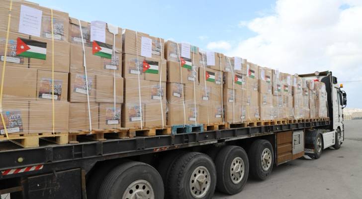 120 شاحنة مساعدات اردنية جديدة تعبر إلى قطاع غزة
