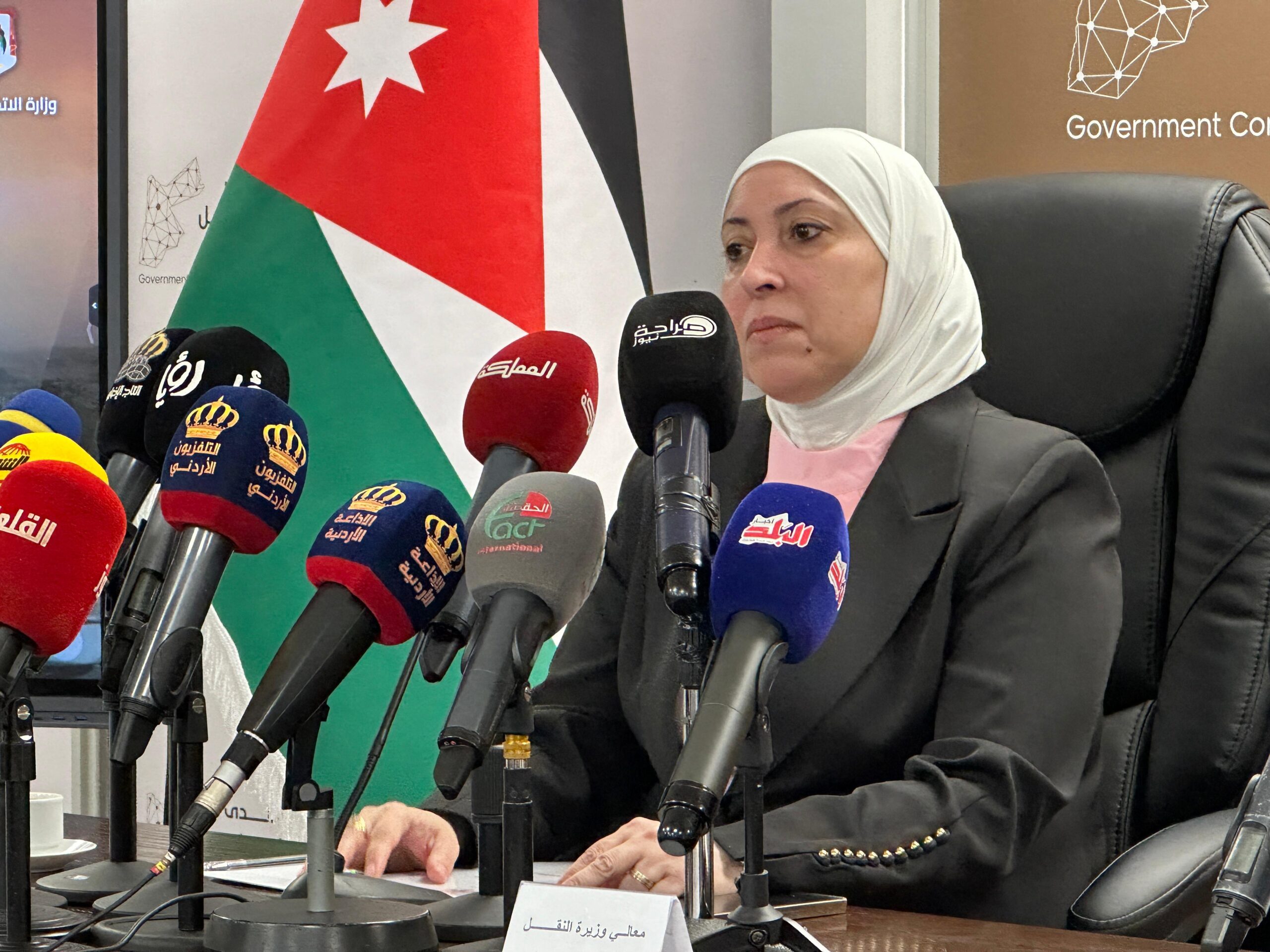 إنجازات وتحديات قطاع النقل في الأردن: الوزيرة التهتموني تكشف الأرقام والمشاريع المستقبلية