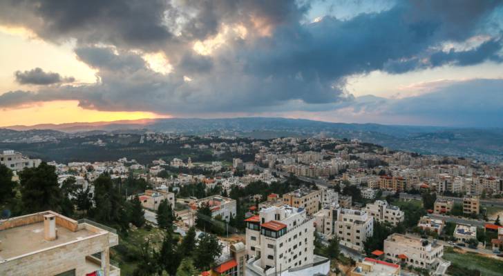 استمرار الكتلة الهوائية المعتدلة في المملكة مع ظهور غيوم على ارتفاعات منخفضة