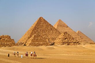 علماء صينيين يكتشون ظاهرة غريبة فوق الأهرامات