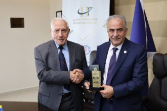 وفد رفيع المستوى من العراق بالتعاون مع المركز التجاري الدولي يزور الأهلية