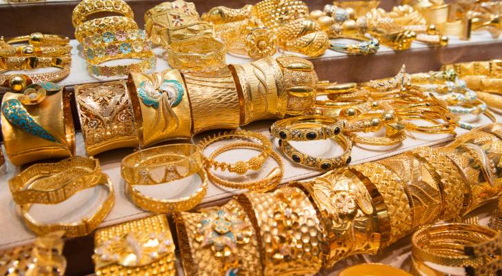 ارتفاع قياسي لأسعار الذهب محلياً