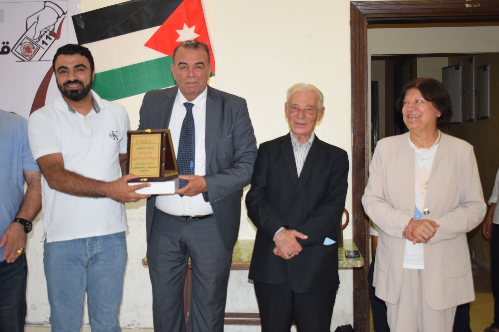 قائمة النهوض رقم ١١ في مادبا ومهرجان انتخابي حاشد